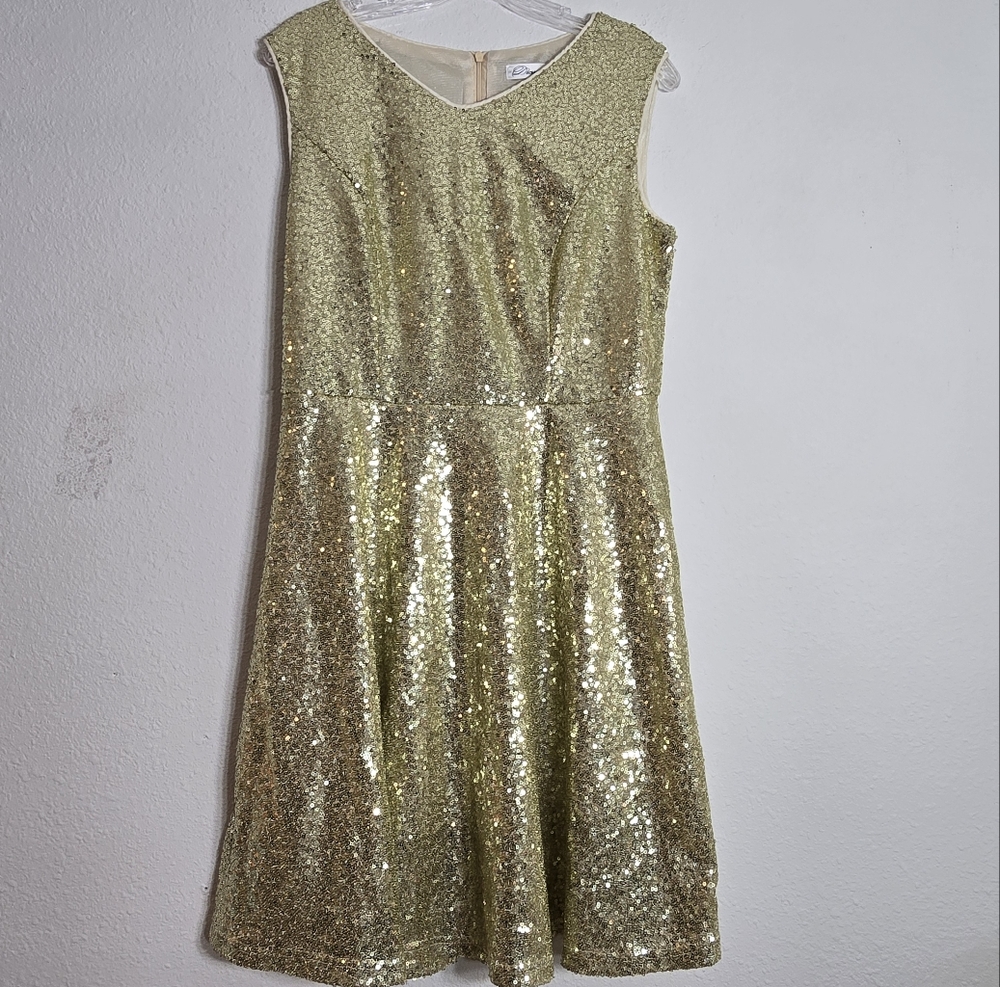 Dressever Short-Sleeve V Neck Gold Sequins Party Knee Length Dress Women Size L